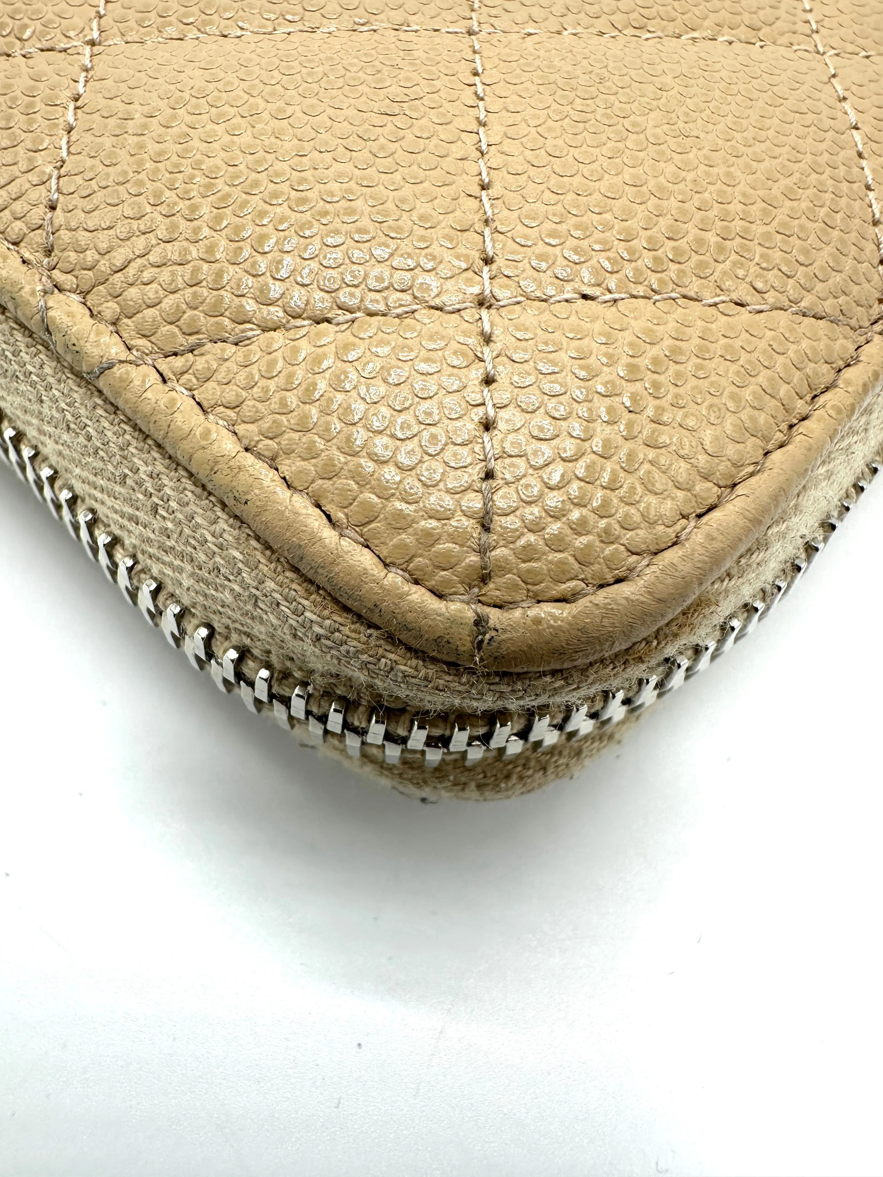 Beige Caviar SHW Zippy Long Wallet