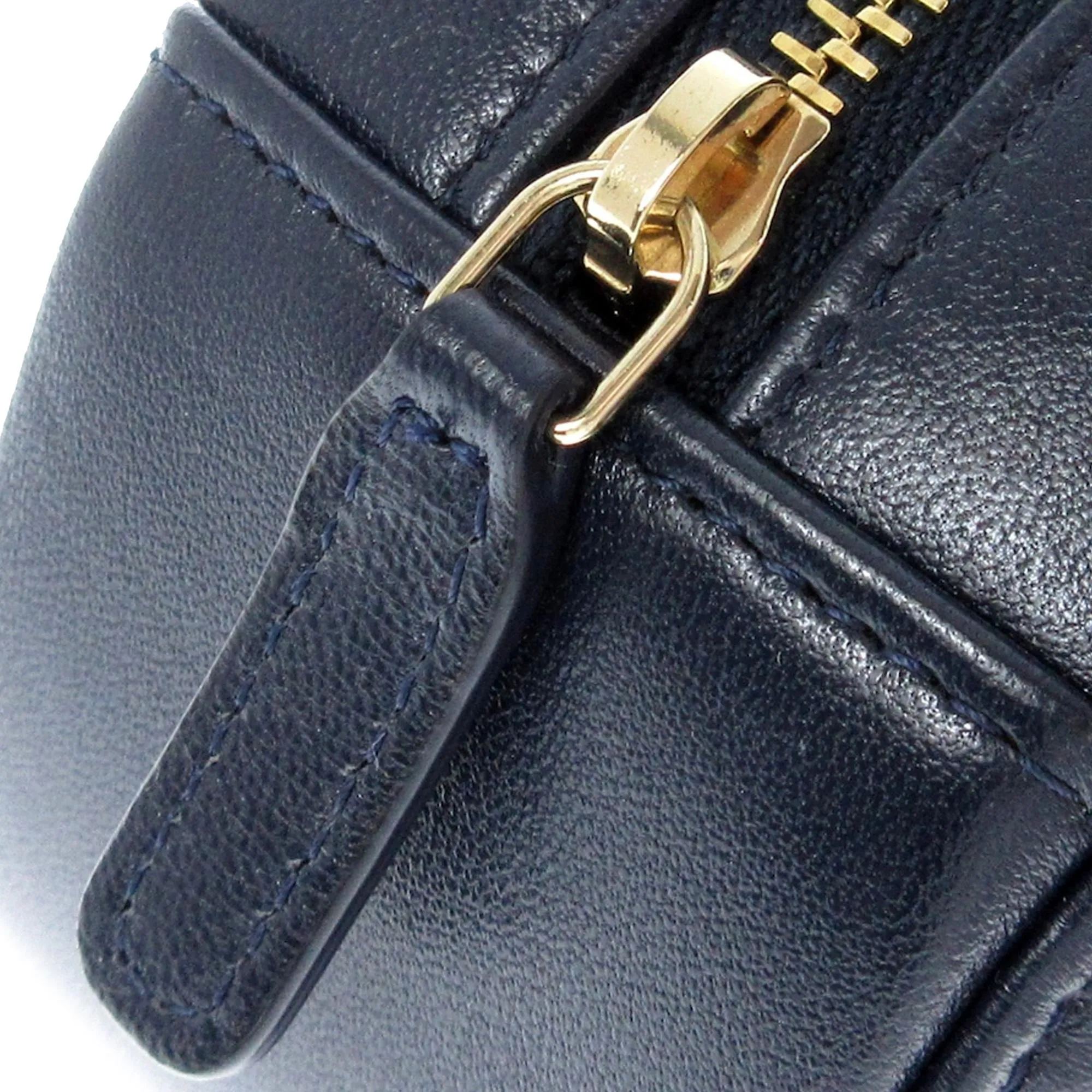 Chanel 19 Round Lambskin Clutch With Chain (SHG-6cbrO9)