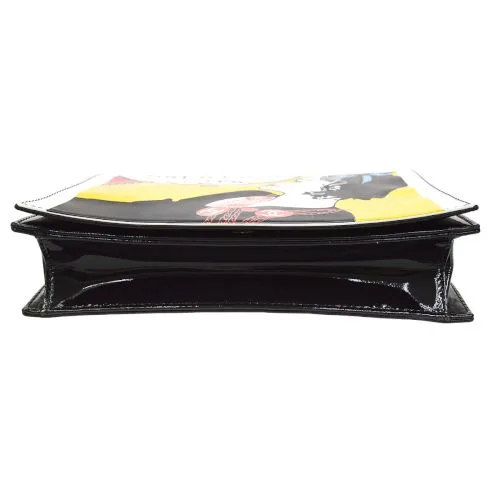 CHANEL 2001 Patent Leather Clutch 02755