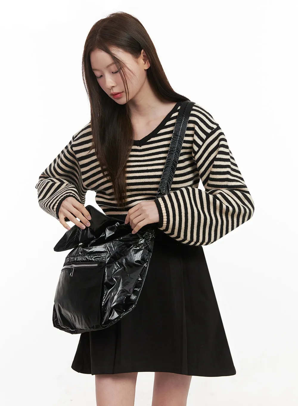 Glossy Shoulder Bag IF505