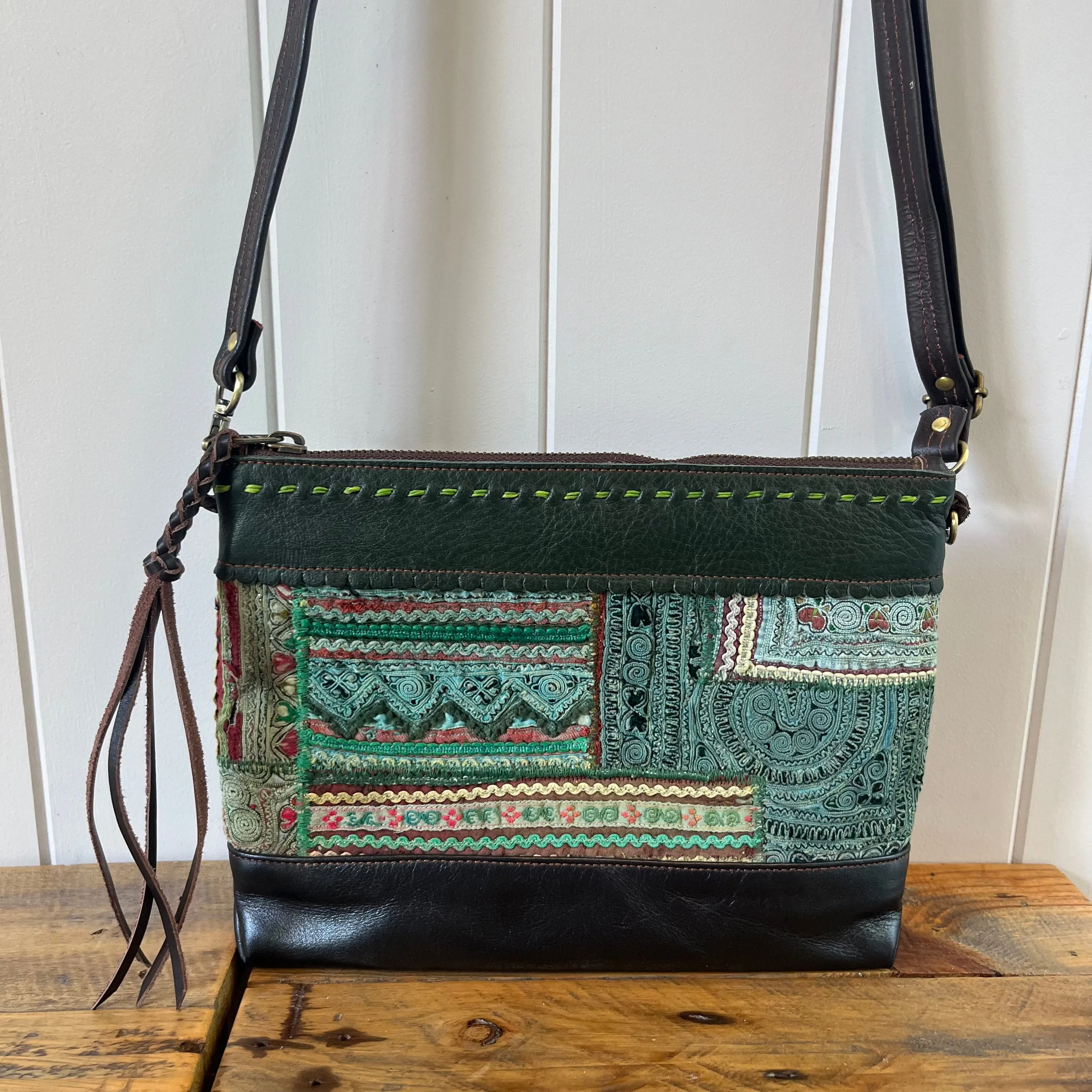 HMONG TRIBAL HANDBAG