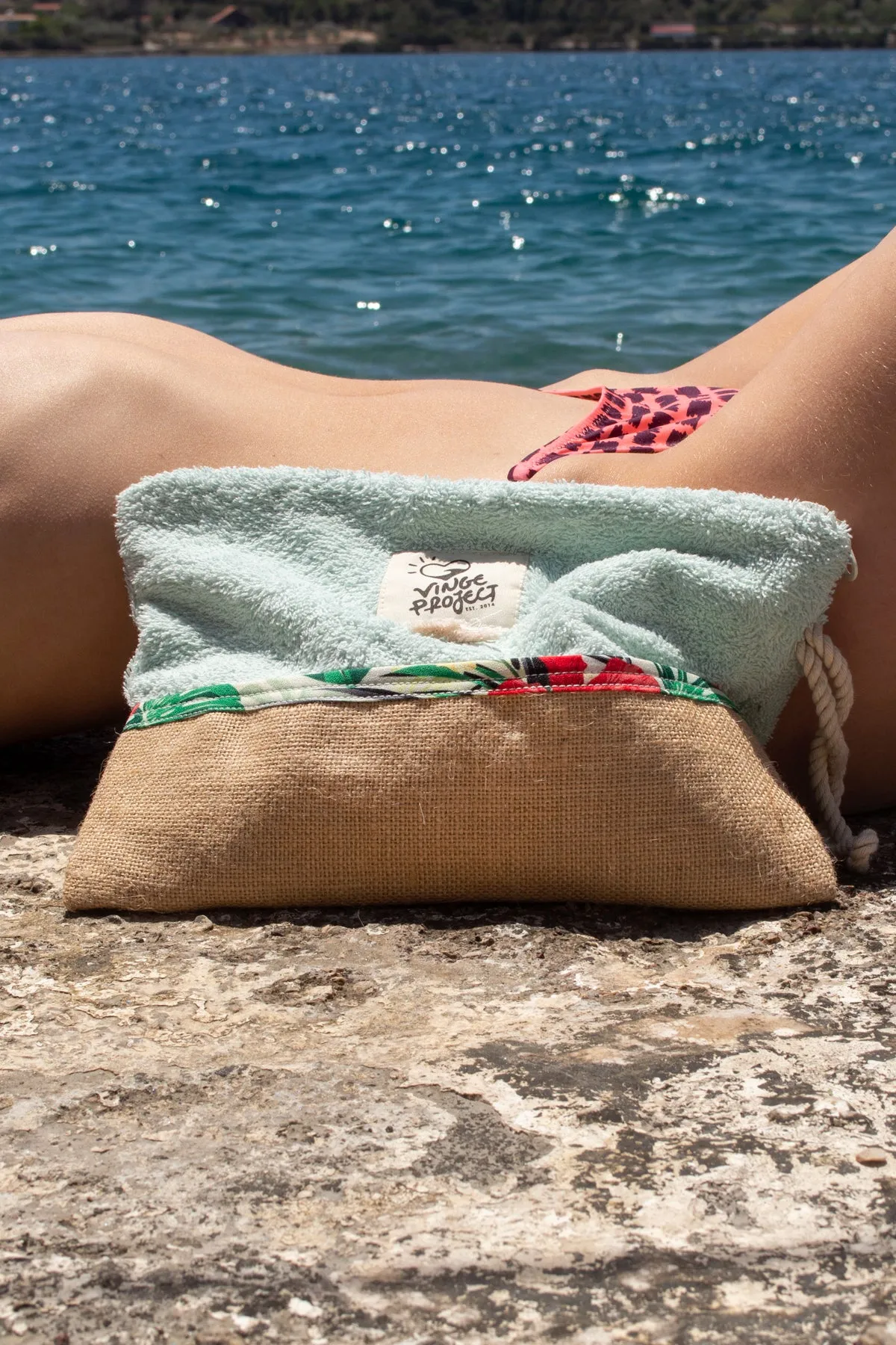 Pistachio 𝐌𝐞𝐝𝐢𝐮𝐦 Waterproof Clutch Bag